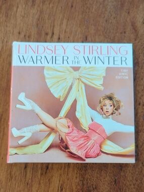 Lindsey Stirling & Sabrina Carpenter - Warmer In The Winter (Tiny Vinyl Edition
